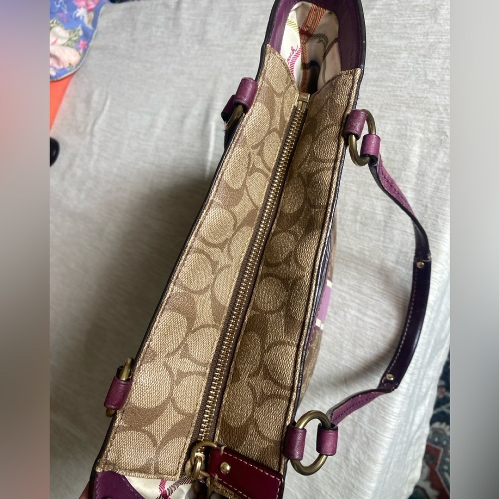 Coach 12358 Signature Coated Heritage Stripe Tote - Berry - Picture 9 of 16